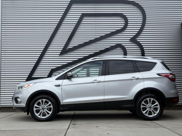 Ford KUGA 1.5 EcoBoost Titanium 2e Eigenaar|Navi|Trekhaak|Camera|Stoelverwarming|Clima|Cruise|N.A.P|APK tot 04-2027