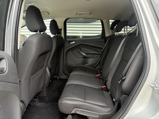 Ford KUGA 1.5 EcoBoost Titanium 2e Eigenaar|Navi|Trekhaak|Camera|Stoelverwarming|Clima|Cruise|N.A.P|APK tot 04-2027