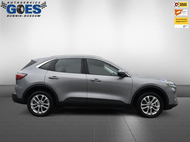 Ford KUGA 2.5 PHEV Titanium