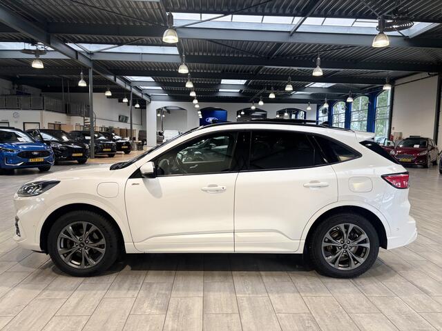 Ford KUGA 2.5 PHEV 225 pk ST-Line X | Trekhaak | Pano | Winter Pack | Adapt. cruise | Adapt. LED | Camera's | 100% dealer onderh.