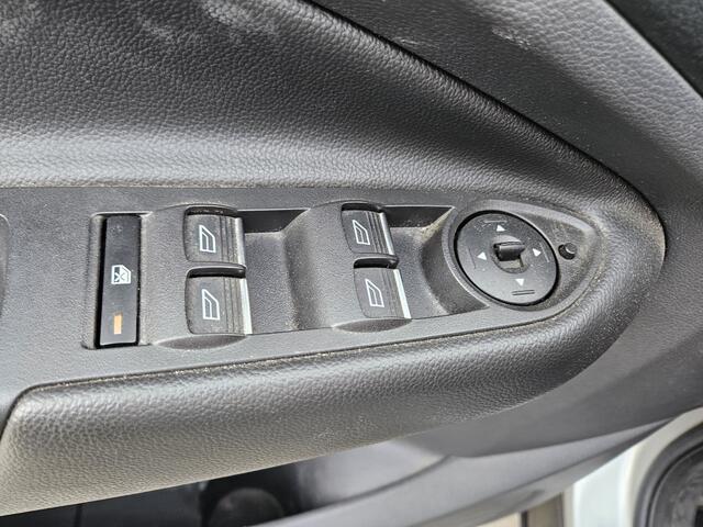 Ford KUGA 1.5 EcoBoost Titanium (koppakking defect)