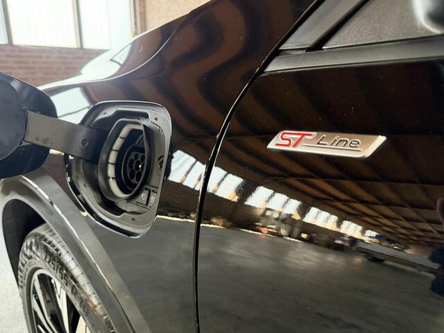 Ford KUGA 2.5 Duratec PHEV ST-Line X Winter Pakket 2 / B&O / Safety Pakket / HUD / CarPlay / Pano / Trekhaak / Elc. Kofferklep
