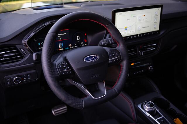 Ford KUGA 2.5 PHEV ST-Line X , Pano, Trekhaak, Winterpack, HUD, 360-camera, B&O, Matrix-Led