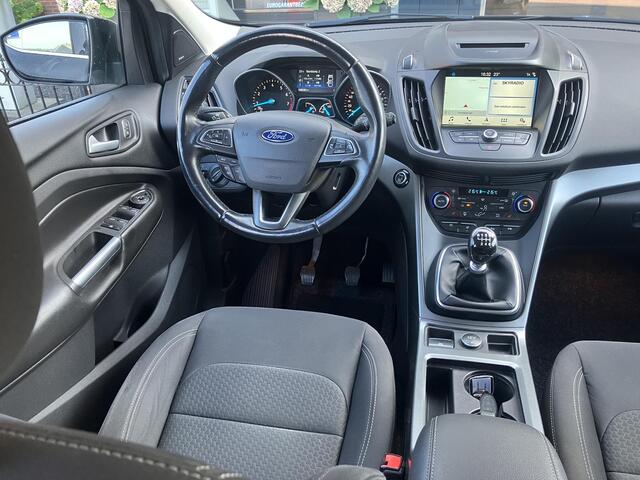 Ford KUGA 1.5 EcoBoost Titanium | Camera | Trekhaak | Apple Carplay