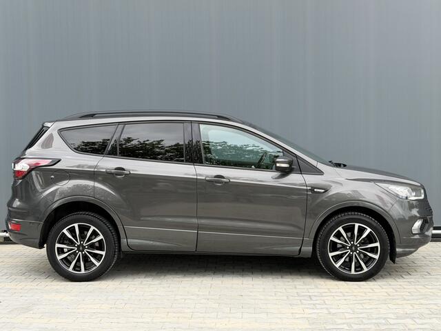 Ford KUGA BWJ 2018 | 1.5T 150PK ST Line | TREKHAAK | CLIMA | NAVI | 18'' LMV | CAMERA A | PDC | LED | CARPLAY |