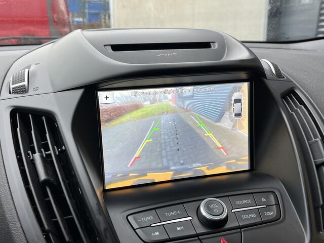 Ford KUGA 1.5 150 pk ST-Line X trekhaak, apple carplay, winterpack, a-camera, lederen bekleding, navigatie, 19 inch lm velgen