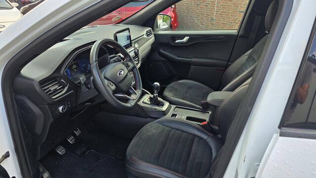 Ford KUGA 1.5 EcoBoost ST-Line X 150pk Navi, Camera, Ad. Cruise, Pdc V+A, Head-Up, EL Klep.