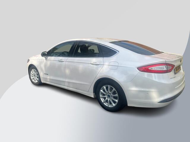 Ford MONDEO 2.0 IVCT HEV Titanium X