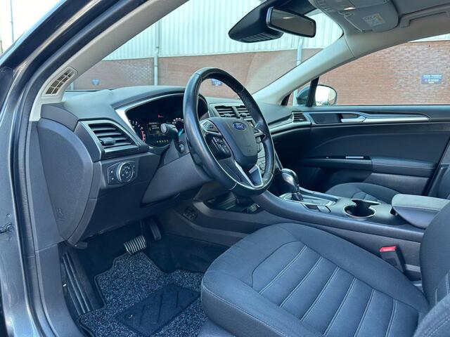 Ford MONDEO Wagon 1.5 Titanium Climate C, Cruise C, Navigatie, Camera!!!! !!!!ZATERDAG 04-04 ZIJN WIJ GEOPEND VAN 9:00 / 15:00 !!!!