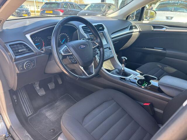 Ford MONDEO Wagon 1.5 Business edition | nw distributieriem | Trekhaak | Licht metaal