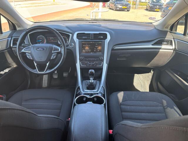 Ford MONDEO Wagon 1.5 Business edition | nw distributieriem | Trekhaak | Licht metaal