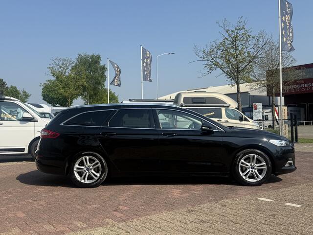 Ford MONDEO Wagon 1.5 Titanium automaat 161 pk climate ctr cruise ctr navigatie pdc v/a afn trekhaak led dagrijlicht lmv 17 inch dealer onderhouden