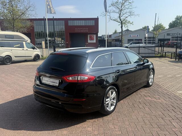 Ford MONDEO Wagon 1.5 Titanium automaat 161 pk climate ctr cruise ctr navigatie pdc v/a afn trekhaak led dagrijlicht lmv 17 inch dealer onderhouden