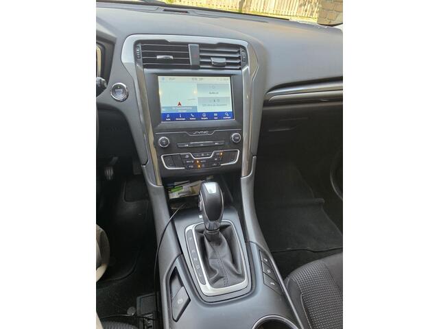 Ford MONDEO Wagon 2.0 IVCT HEV Titanium 187pk Automaat | Lichtmetaal | Navigatie | Apple Carplay / Android auto | Climate control