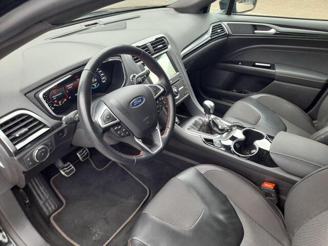 Ford MONDEO Wagon 1.5 ST-Line | Panoramadak | Half leder | Sony audio | Winter Pack