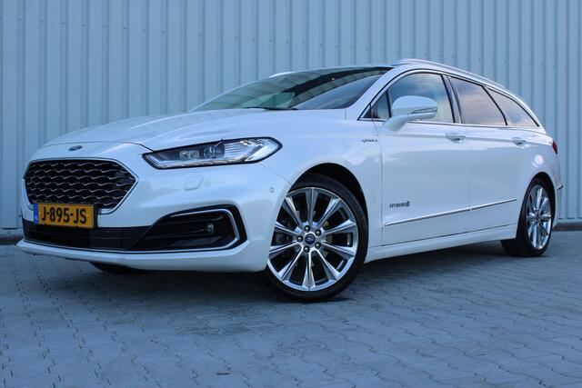Ford MONDEO Wagon 2.0 IVCT HEV Vignale | Incl. 12 maanden garantie | Stoelverwaming voor + achter | Stuurverwarming | Stoelventilatie | Trekhaak | Cruise control | Climate control | Parkeercamera | 100% dealer onderhouden |