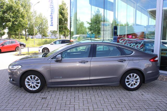 Ford MONDEO 2.0 IVCT HEV Titanium | Climate Control | Navigatie | Cruise Control | Lichtmetalen Velgen | Stoelverwarming | Voorruitverwarming