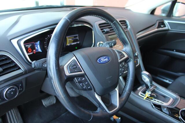 Ford MONDEO 2.0 IVCT HEV Titanium | Climate Control | Navigatie | Cruise Control | Lichtmetalen Velgen | Stoelverwarming | Voorruitverwarming