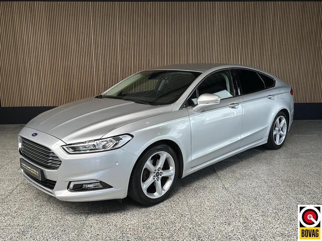 Ford MONDEO 1.5 Titanium Trekhaak | Camera | Navi