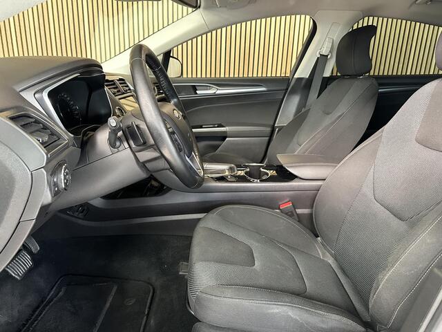 Ford MONDEO 1.5 Titanium Trekhaak | Camera | Navi