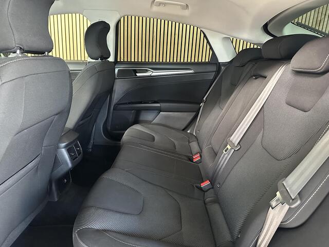 Ford MONDEO 1.5 Titanium Trekhaak | Camera | Navi