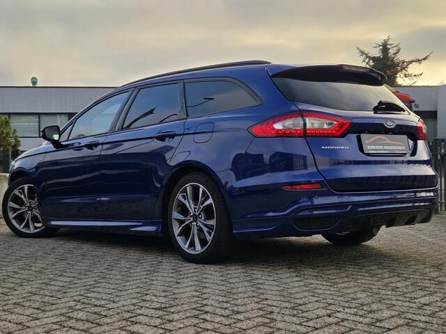 Ford MONDEO Wagon 1.5 ST Line NAVIGATIE|CAMERA|XENON LED|LEDER|KEY LESSGO &ENTRY|GETINT GLAS|18 INCH maandag tot vrijdag geopend van 09.00 uur tot 20.00 uur geopend en zaterdag van 09.00 tot 18.00 uur geopend
