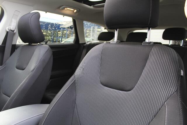 Ford MONDEO Wagon 2.0 IVCT 190PK HEV Titanium | Panoramadak | Elektr. Trekhaak | Dealer Onderhouden | BLIS | Winterpack