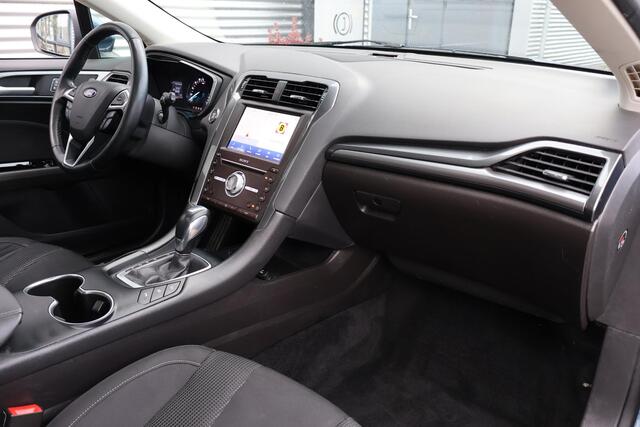Ford MONDEO Wagon 2.0 IVCT HEV Titanium 1e Eigenaar | Volledig Onderh | BTW | PANO | Sfeer | Camera | Trekhaak | Stoelverwarming | Elek Klep | Ad Cruise | Keyless | Full Led | Navi | PDC | DAB Radio