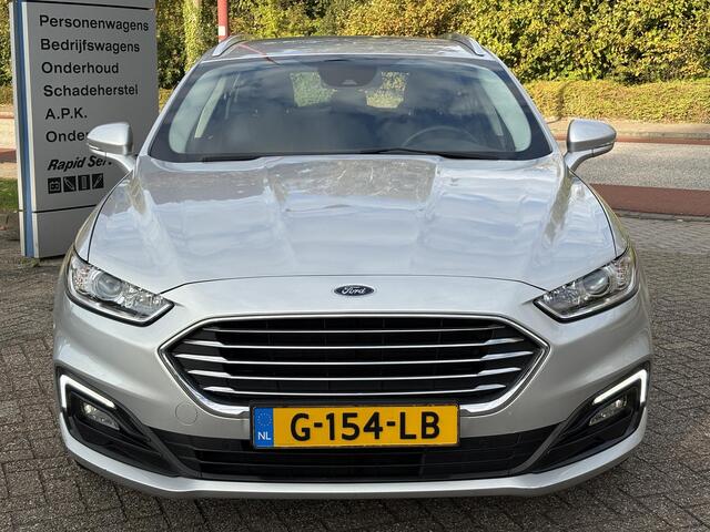 Ford MONDEO Wagon 2.0 IVCT HEV Titanium 187pk Automaat | Lichtmetaal | Navigatie | Apple Carplay / Android auto | Climate control