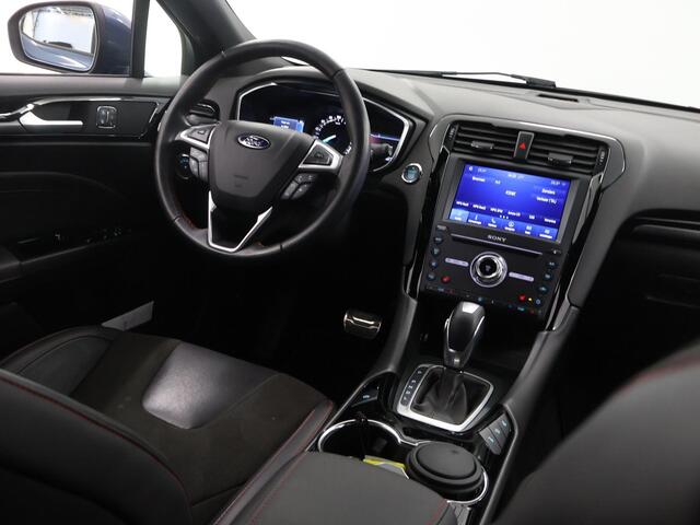 Ford MONDEO Wagon 2.0 IVCT HEV Vignale | Winterpakket | Cruise Control Adaptief | Parkeercamera | Navigatie | Elektr. Achterklep |