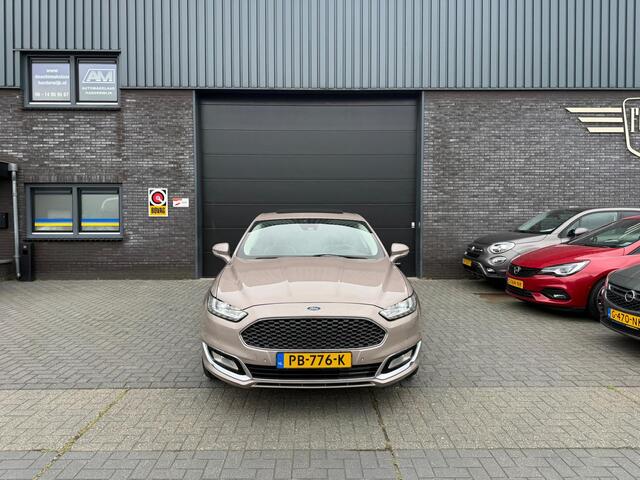 Ford MONDEO 2.0 Vignale | 1E EIGENAAR | 12MND GARANTIE | AUTOMAAT | LANE | LED | TREKHAAK | DAB | NAVI | CRUISE |