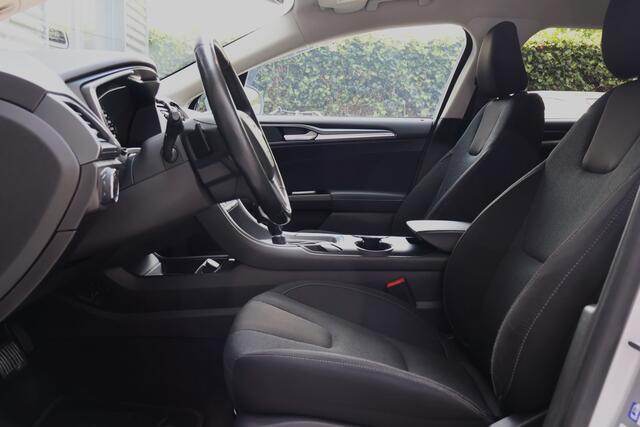 Ford MONDEO Wagon 1.5 Titanium Automaat 160pk | Camera | Afn. trekhaak | LED | DAB+ | Apple Carplay / Android Auto | Stoelverwarming | Voorruitverwarming