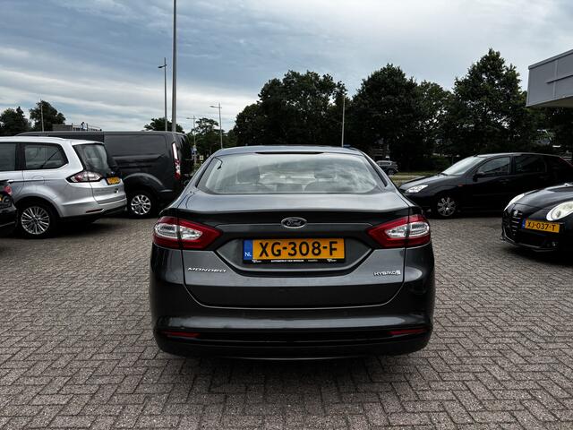 Ford MONDEO 2.0 IVCT HEV Titanium