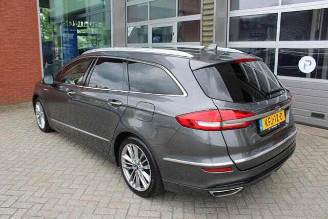 Ford MONDEO Wagon 2.0 IVCT HEV Vignale | 104.700 KM | Lederen interieur | Trekhaak | Adaptieve Cruise Control