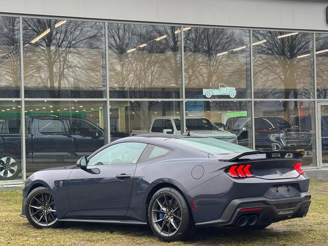 Ford MUSTANG Fastback 5.0 V8 Dark Horse Carbon B&O