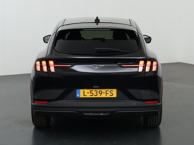Ford MUSTANG Mach-E RWD 75 kWh | Panoramadak | B&O Audio | 360 Camera | Elektrisch verstelb. bestuurdersstoel met geheugen |
