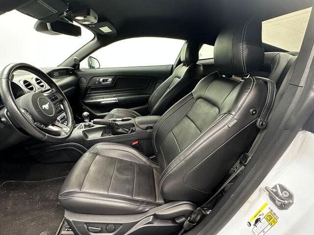 Ford MUSTANG Fastback 5.0 V8 GT