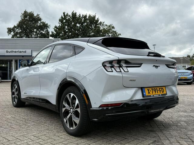Ford MUSTANG Mach-E Premium AWD 75 kWh | SCI | 269pk Panorama dak | B&O Audio | Adaptieve Cruise | Dodehoeksensoren | Elek Achterklep