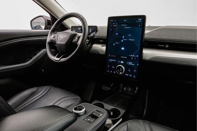Ford MUSTANG Mach-E RWD 75 kWh Panoramadak/ B&O/ Leer/ 360 Camera/ Stoel-stuurverwarming/ Led