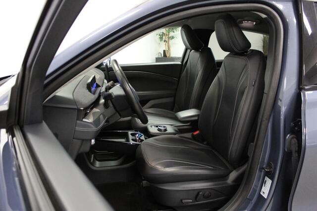 Ford MUSTANG Mach-E Extended RWD 98 kWh | 596KM! | CARPLAY | STOEL+STUUR/VERW | CAMERA | DAB | E-KLEP | LED | LMV |