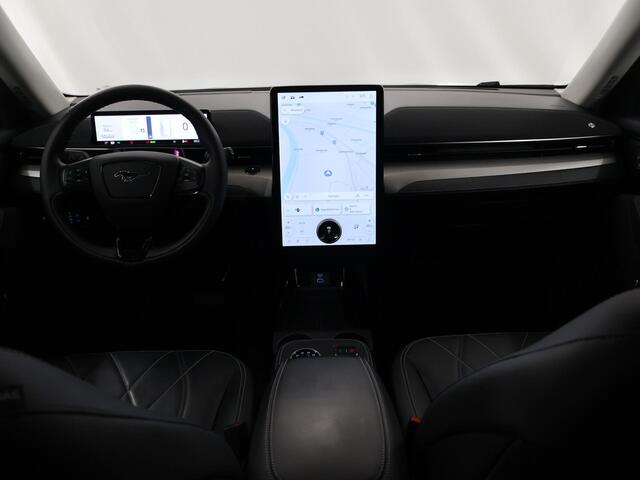 Ford MUSTANG Mach-E RWD 75 kWh | Stoel/Stuurverwarming | B&O | Elektr. Achterklep | Parkeercamera 360° | Cruise Control Adaptief | Dodehoekdetectie | Navigatie |