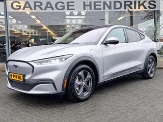 ford-mustang-mach-e--pano--leder-