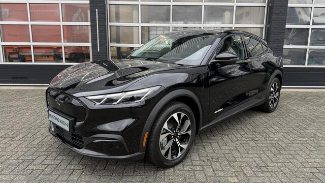 Ford MUSTANG Mach-E Standard RWD 75 kWh Voordeel ¤1.000,- | Snel direct leverbaar |