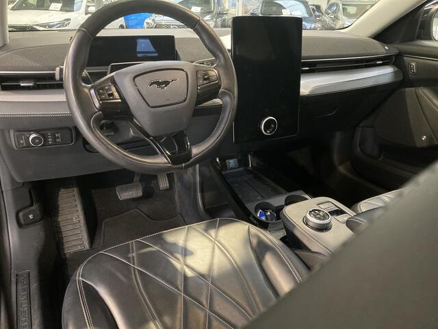 Ford MUSTANG Mach-E Ext. Range 286 pk RWD 98 kWh | Trekhaak | SOH 94,5% | B&O | El. a. klep | 360° Camera | Adapt cruise | 1e eig. | 100% dealer ond.