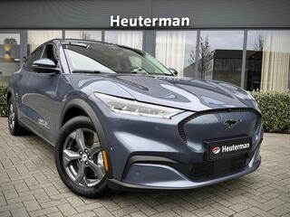 ford-mustang-mach-e-extended-rwd-98