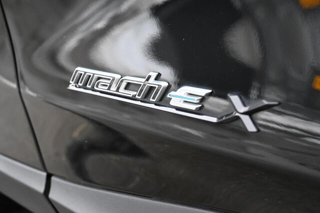 Ford MUSTANG Mach-E Extended RWD 98 kWh | CAMERA | STUUR/STOELVERWARMING | LEDER | B&O | NAVI | CRUISE CONTROL | CLIMATE CONTROL| ALL-SEASONBANDEN | PDC | LMV