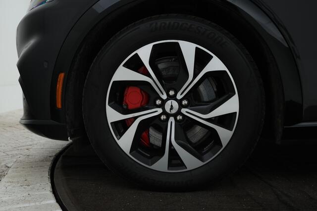 Ford MUSTANG Mach-E AWD 75 kWh