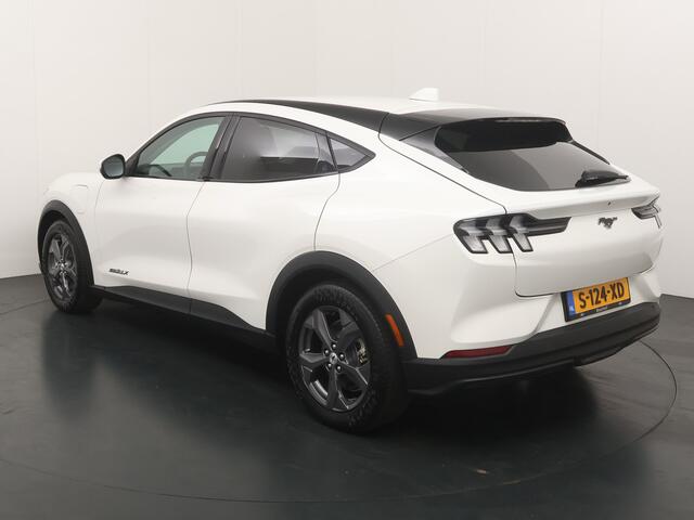 Ford MUSTANG Mach-E Extended RWD 294 pk 98 kWh | Adapt. Cruise | Clima | Winterpack | Leer | Camera | Apple carplay | Android Auto |