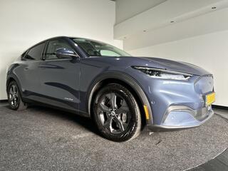 ford-mustang-mach-e-rwd-75-kwh-lede