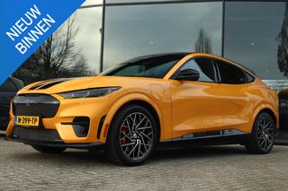 ford-mustang-mach-e-gt-extended-awd